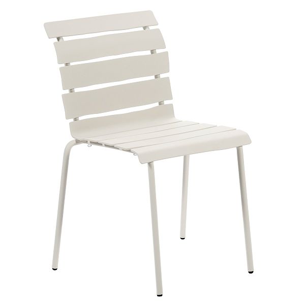 Aligned chair, off-white